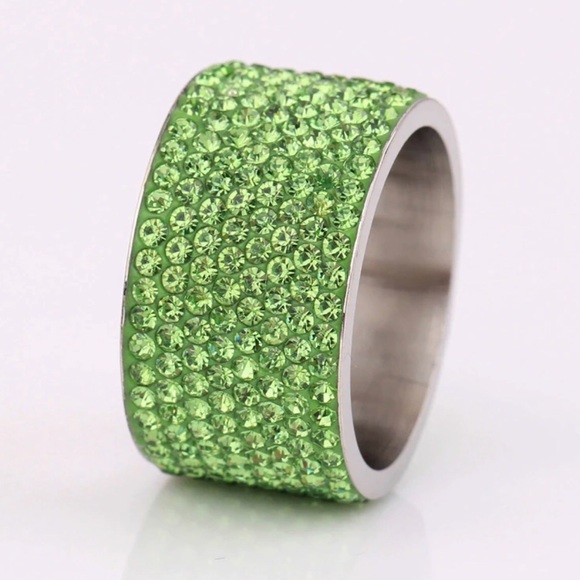 Stainless Steel CZ Crystals Green Ring NEW - Picture 2 of 8